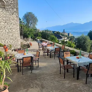 Bed & Breakfast Guri, Gjirokaster